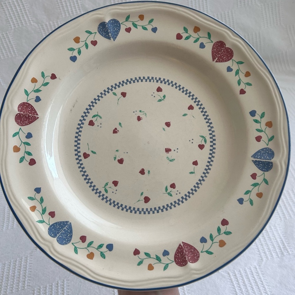 Set of 3 Newcor Legacy Hearts Stoneware Dinner Plates 10.5” Vintage - Picture 2 of 14